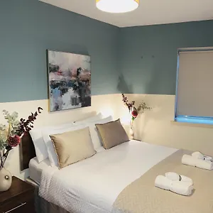 Lovely Spacious At Temple Bar Apartment
